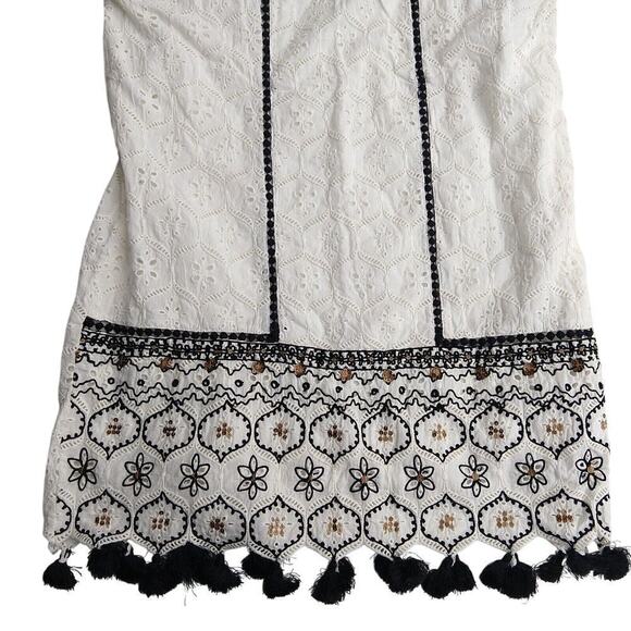 Hemant & Nandita Aditya Eyelet Lace Dress Size XS White Tunic Tassels Boho - Picture 6 of 9